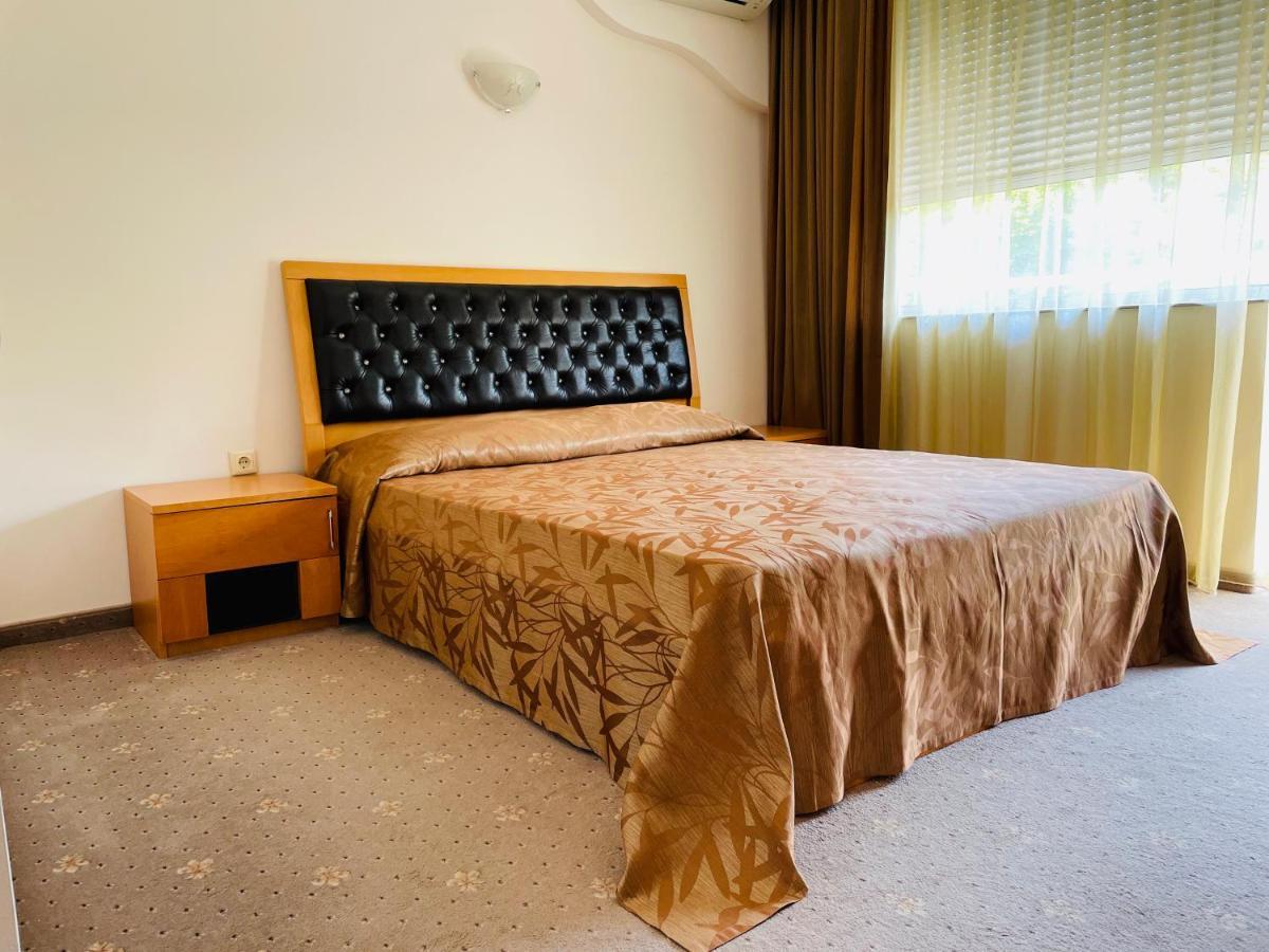 Hotel Incognito Pomorie Поморие Экстерьер фото
